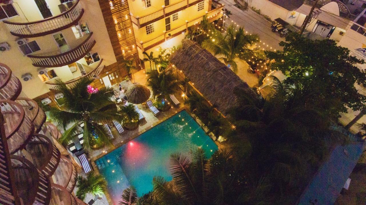 Tropical Palace Hotel ซานเปโดร ภายนอก รูปภาพ
